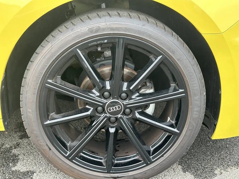 Photo de la voiture AUDI A1 SPORTBACK 25 TFSI 95 ch BVM5 S Line