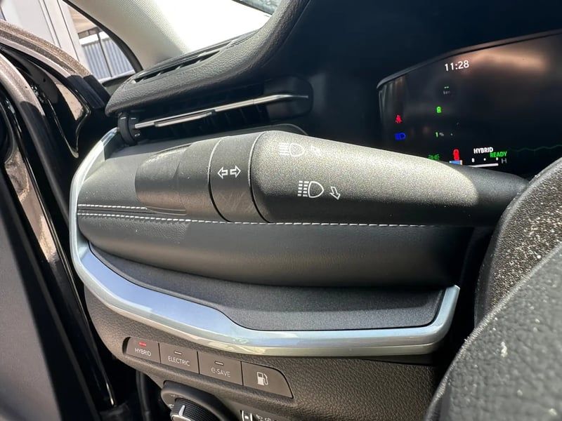 Photo de la voiture JEEP COMPASS 1.3 PHEV T4 240 ch 4xe eAWD S