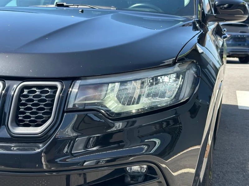 Photo de la voiture JEEP COMPASS 1.3 PHEV T4 240 ch 4xe eAWD S