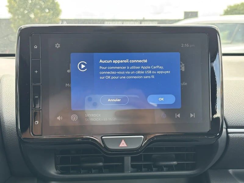 Photo de la voiture TOYOTA YARIS HYBRIDE 116h Dynamic