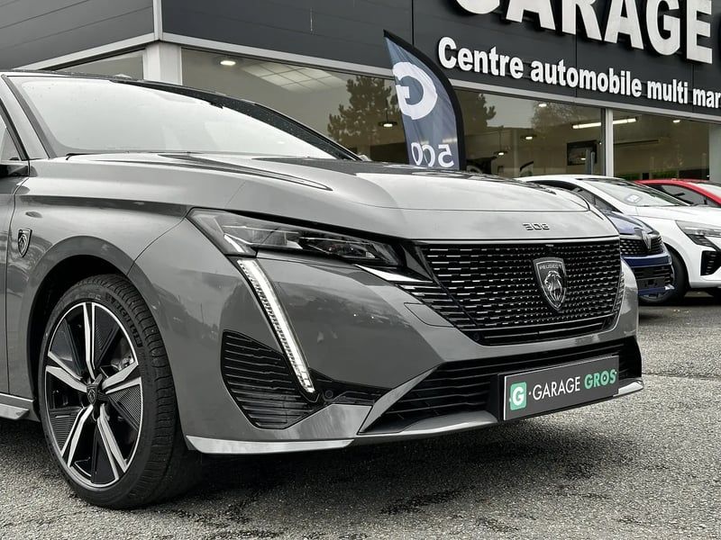 Photo de la voiture PEUGEOT 308 BlueHDi 130ch S&S EAT8 GT