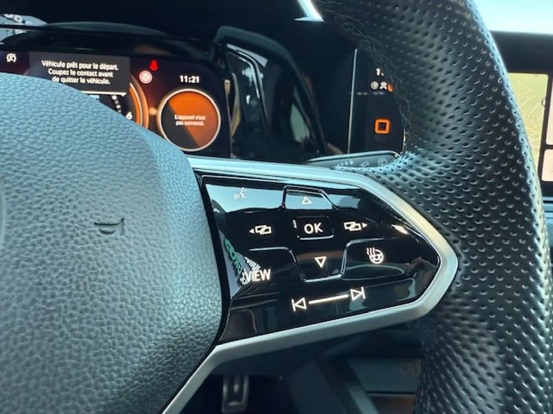 Photo de la voiture VOLKSWAGEN GOLF 1.4 Hybrid Rechargeable OPF 245 DSG6 GTE