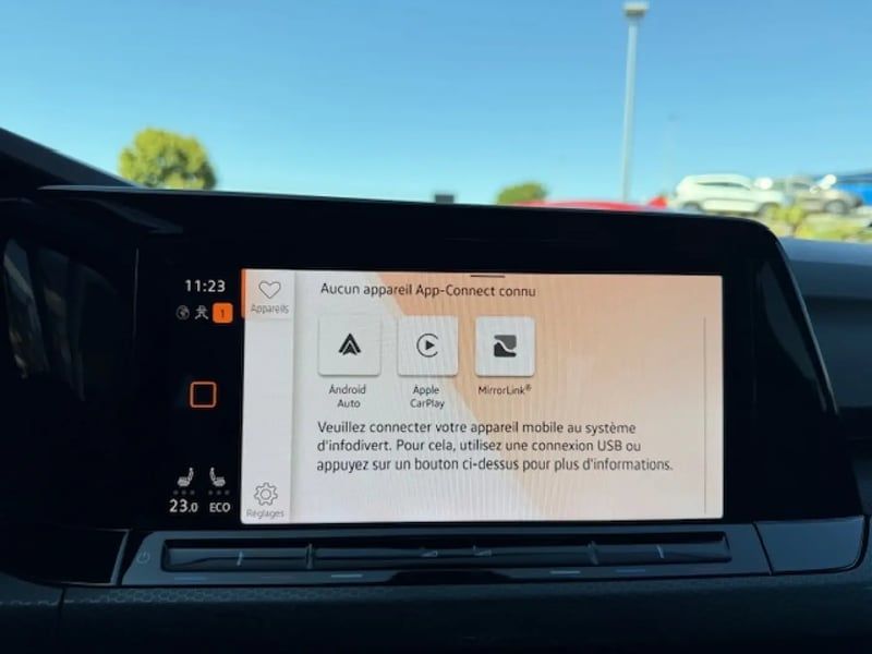 Photo de la voiture VOLKSWAGEN GOLF 1.4 Hybrid Rechargeable OPF 245 DSG6 GTE