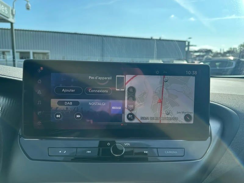 Photo de la voiture NISSAN JUKE 2023 DIG-T 114 Acenta