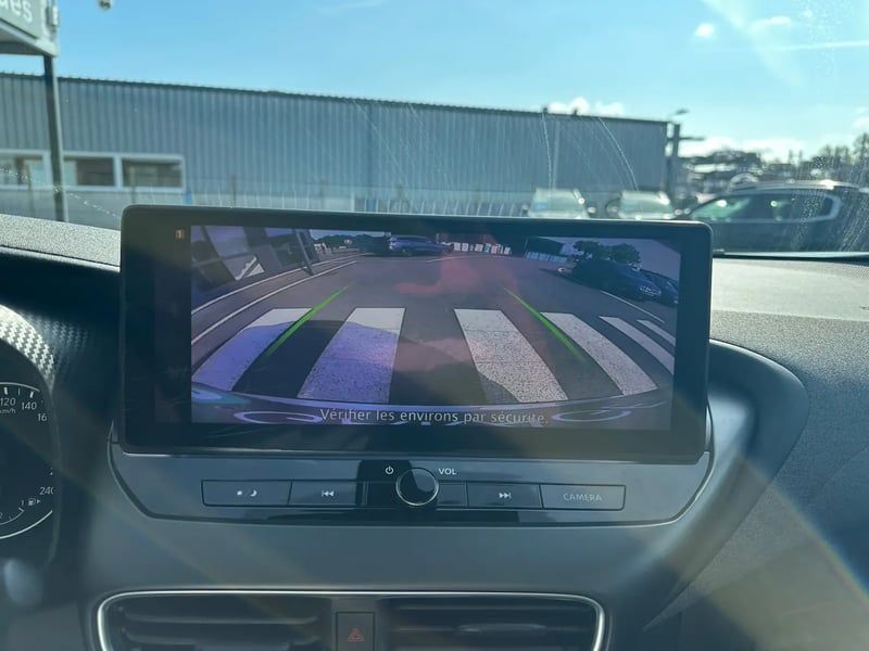 Photo de la voiture NISSAN JUKE 2023 DIG-T 114 Acenta