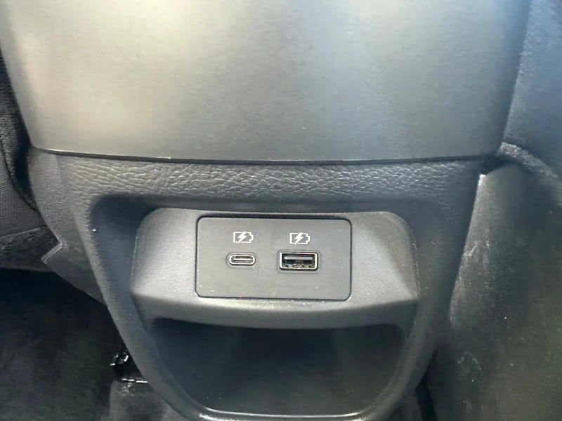Photo de la voiture NISSAN JUKE 2023 DIG-T 114 Acenta