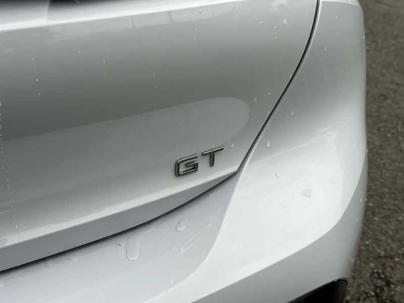 Photo de la voiture PEUGEOT 308 BlueHDi 130ch S&S EAT8 GT