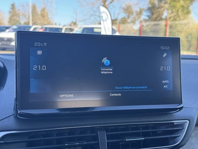 Photo de la voiture PEUGEOT 3008 Puretech 130ch S&S EAT8 GT