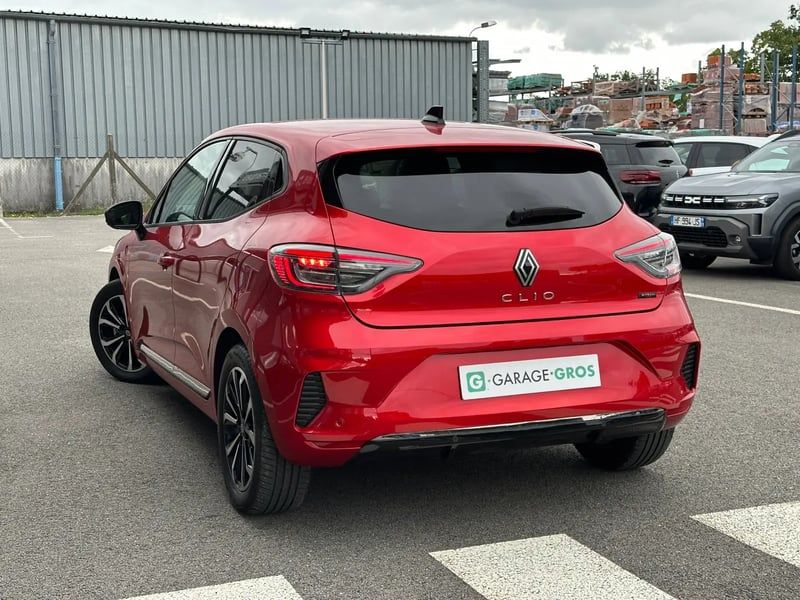 Photo de la voiture RENAULT CLIO V E-Tech full hybrid 145 ch GSR2 Techno
