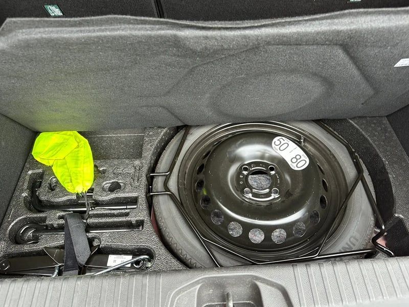 Photo de la voiture RENAULT CLIO V E-Tech full hybrid 145 ch GSR2 Techno