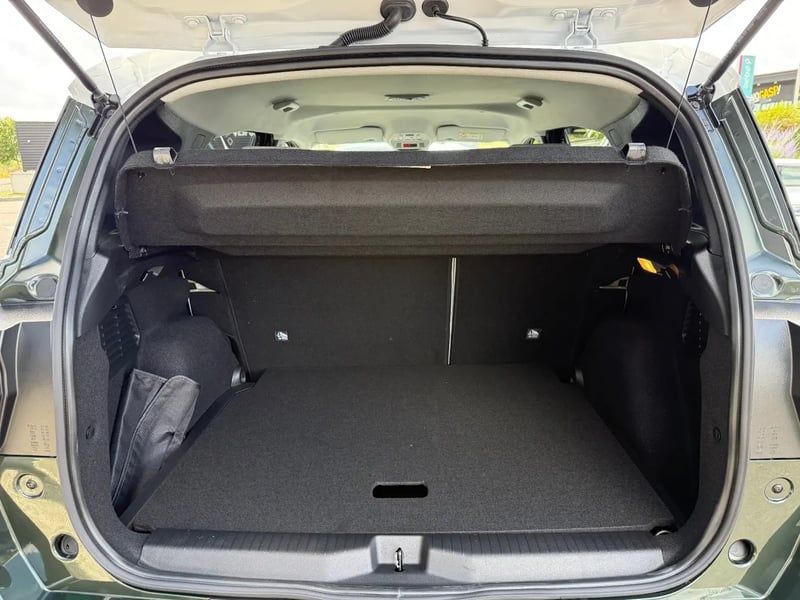 Photo de la voiture CITROEN C3 AIRCROSS Hybride 145 ch Aut Max