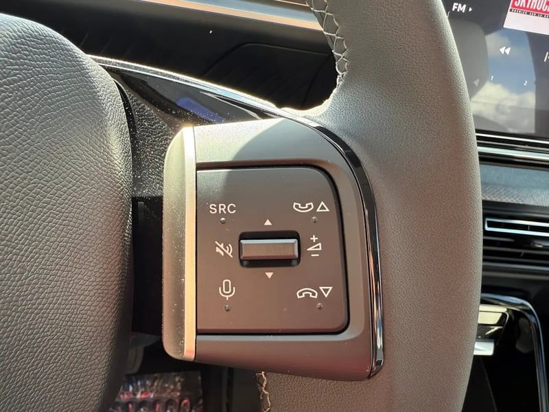 Photo de la voiture CITROEN C3 AIRCROSS Hybride 145 ch Aut Max