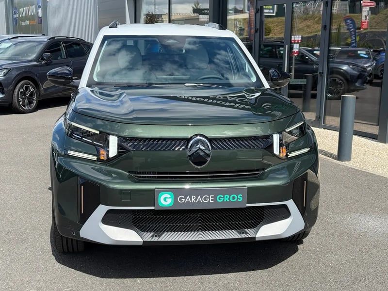 Photo de la voiture CITROEN C3 AIRCROSS Hybride 145 ch Aut Max