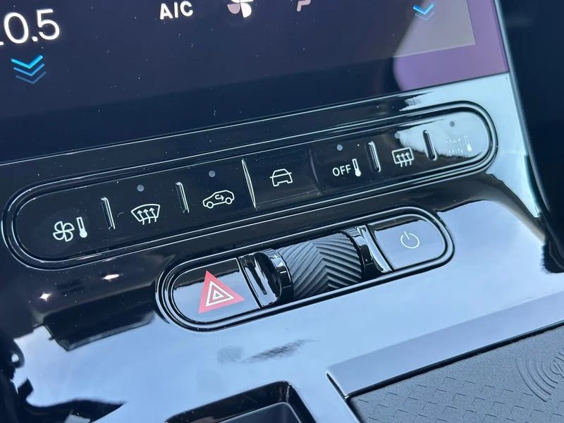 Photo de la voiture CITROEN C5 AIRCROSS Hybride 145 ch e-DCS6 Max