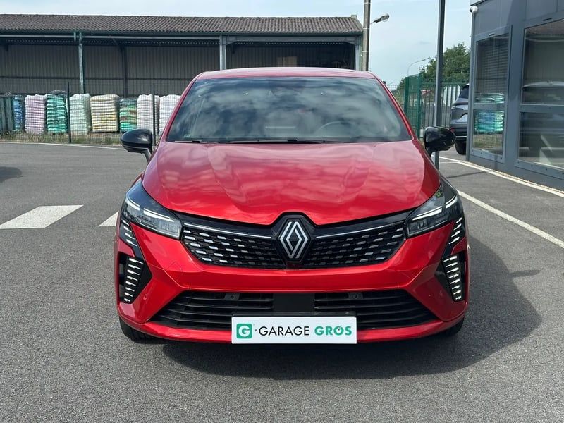 Photo de la voiture RENAULT CLIO V E-Tech full hybrid 145 ch GSR2 Techno