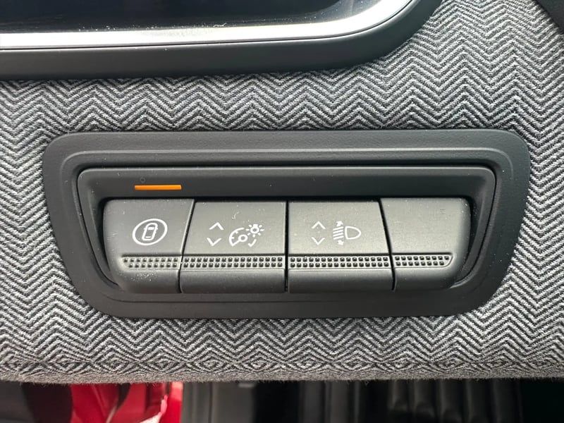 Photo de la voiture RENAULT CLIO V E-Tech full hybrid 145 ch GSR2 Techno