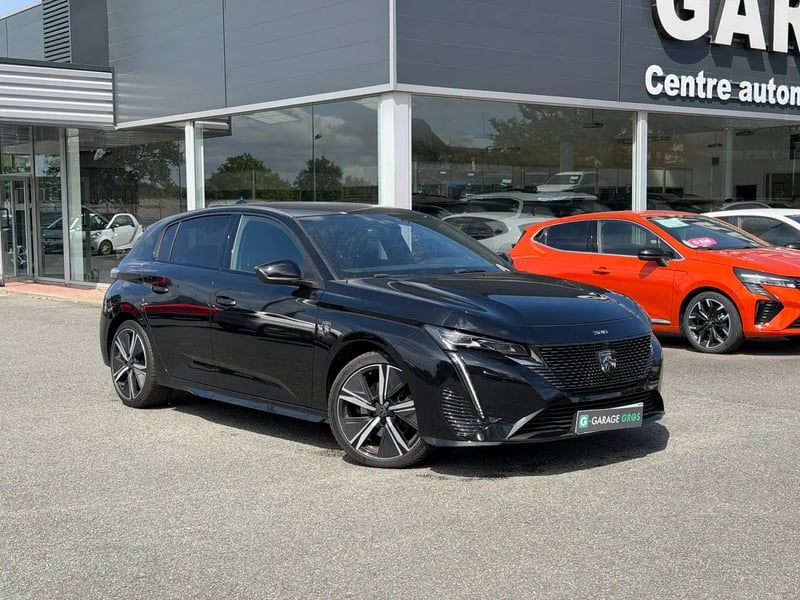 Photo de la voiture PEUGEOT 308 BlueHDi 130ch S&S EAT8 GT