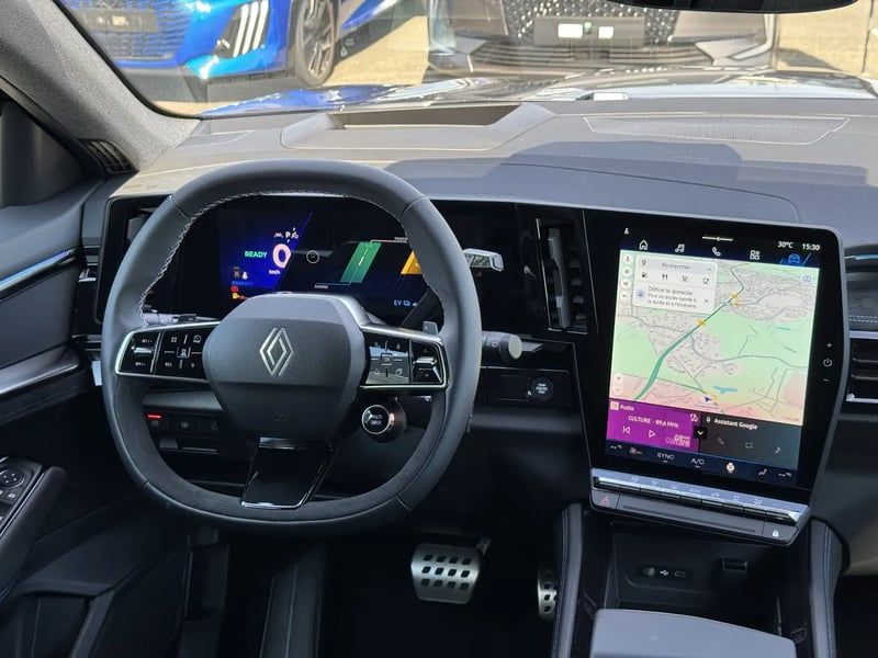 Photo de la voiture RENAULT ESPACE VI E-Tech full hybrid 200 GSR2 esprit Alpine