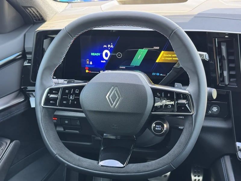 Photo de la voiture RENAULT ESPACE VI E-Tech full hybrid 200 GSR2 esprit Alpine