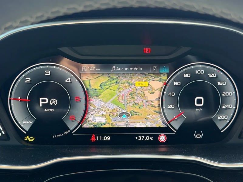 Photo de la voiture AUDI Q3 SPORTBACK 35 TDI 150 ch S tronic 7 S line