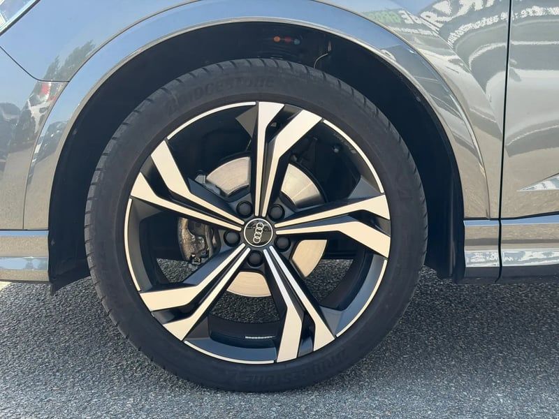 Photo de la voiture AUDI Q3 SPORTBACK 35 TDI 150 ch S tronic 7 S line