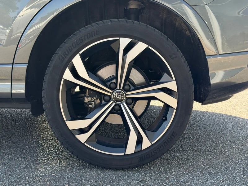 Photo de la voiture AUDI Q3 SPORTBACK 35 TDI 150 ch S tronic 7 S line