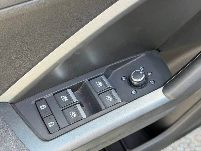 Photo de la voiture AUDI Q3 SPORTBACK 35 TDI 150 ch S tronic 7 S line