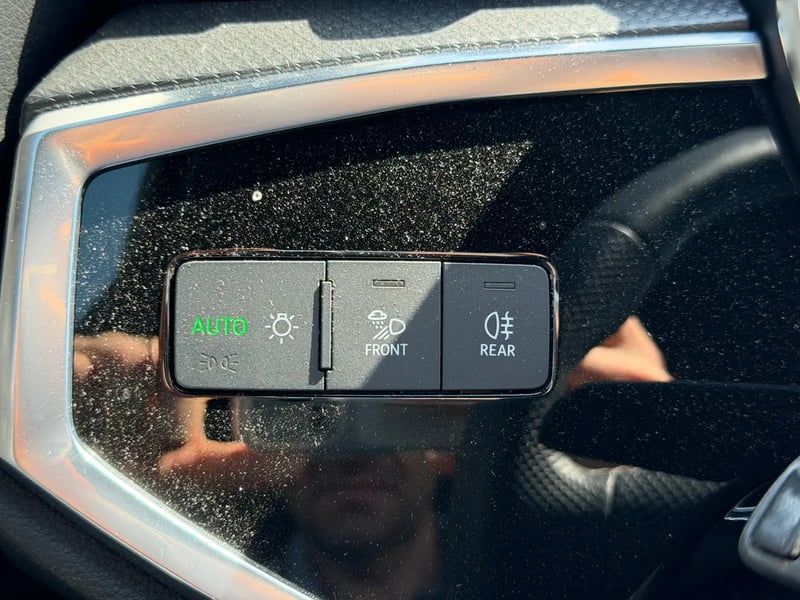 Photo de la voiture AUDI Q3 SPORTBACK 35 TDI 150 ch S tronic 7 S line