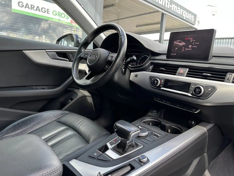 Photo de la voiture AUDI A5 SPORTBACK 2.0 TDI 150 S tronic 7 Design