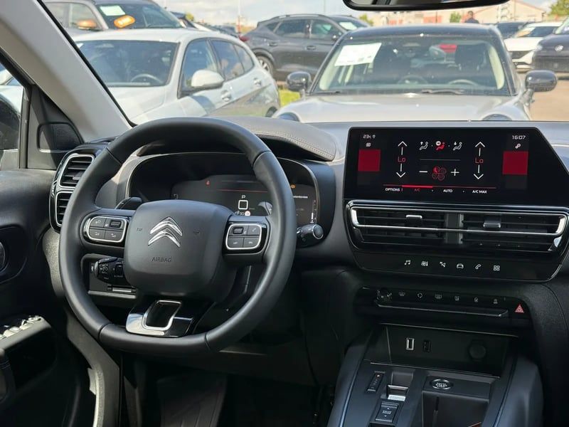 Photo de la voiture CITROEN C5 AIRCROSS Hybride 145 e-DCS6 Max