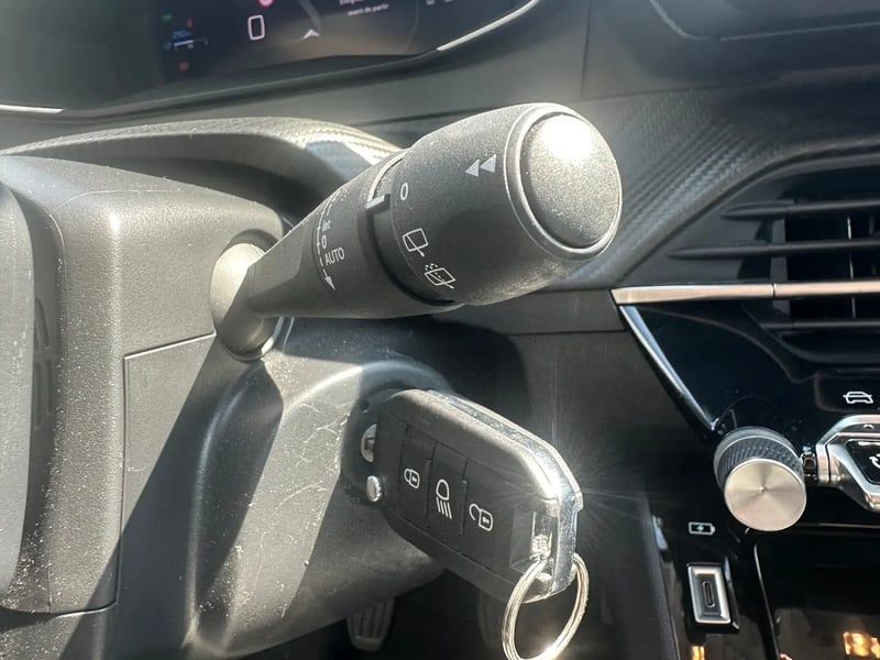 Photo de la voiture PEUGEOT 208 100 S&S BVM6 Allure