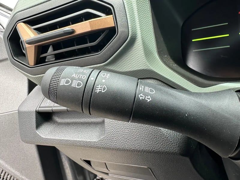 Photo de la voiture DACIA DUSTER Mild Hybrid 130 Extreme
