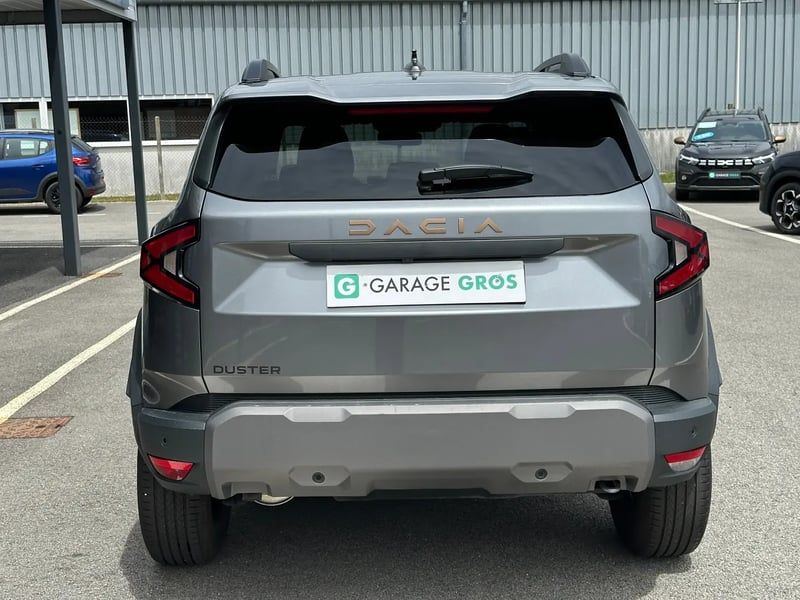 Photo de la voiture DACIA DUSTER Mild Hybrid 130 Extreme