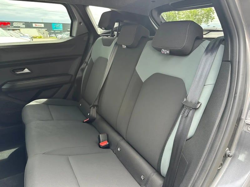Photo de la voiture DACIA DUSTER Mild Hybrid 130 Extreme