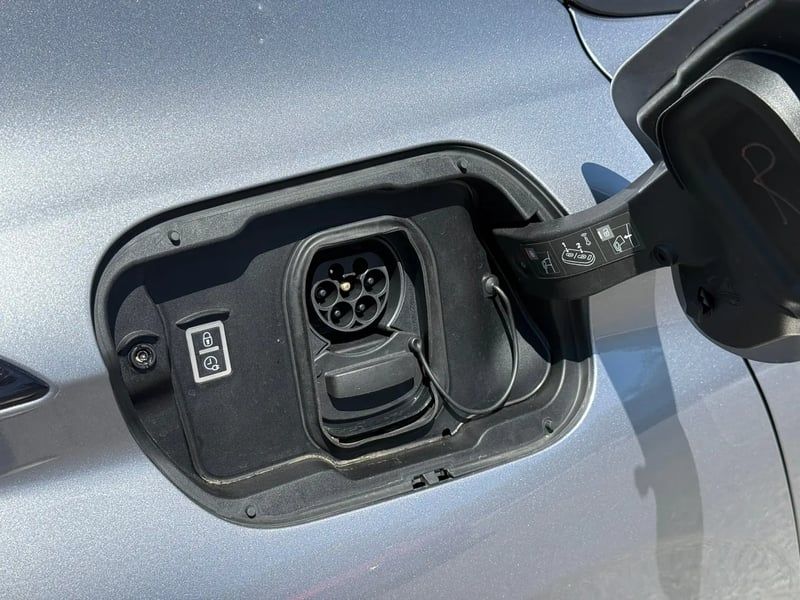 Photo de la voiture PEUGEOT 308 ELECTRIQUE 54 kWh 156ch Style