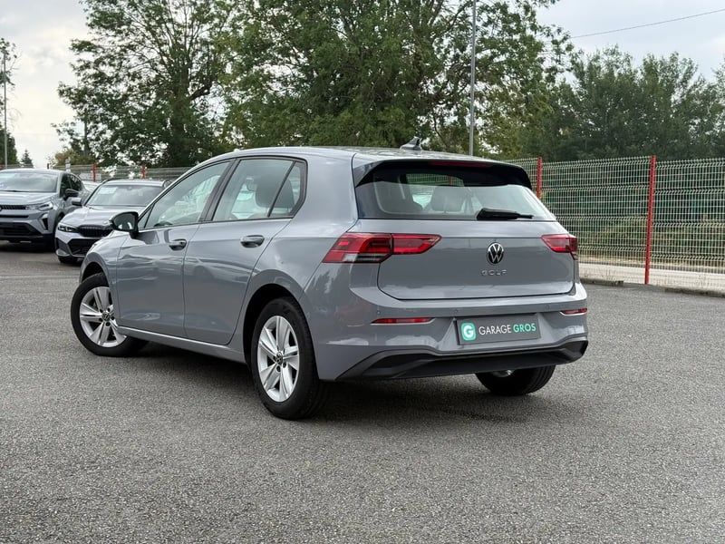 Photo de la voiture VOLKSWAGEN GOLF 1.5 TSI ACT OPF 130 BVM6 Life Business 1st