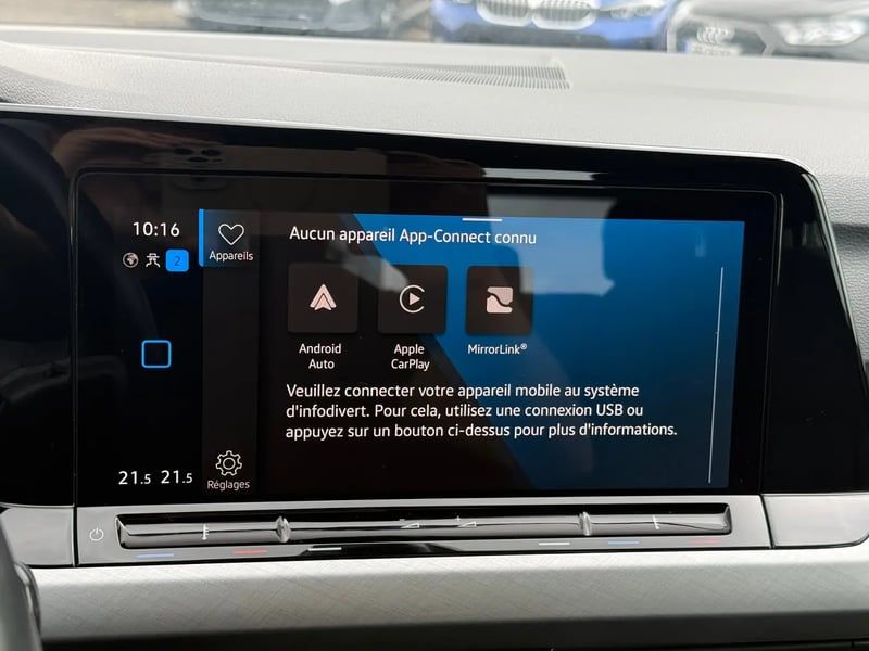 Photo de la voiture VOLKSWAGEN GOLF 1.5 TSI ACT OPF 130 BVM6 Life Business 1st