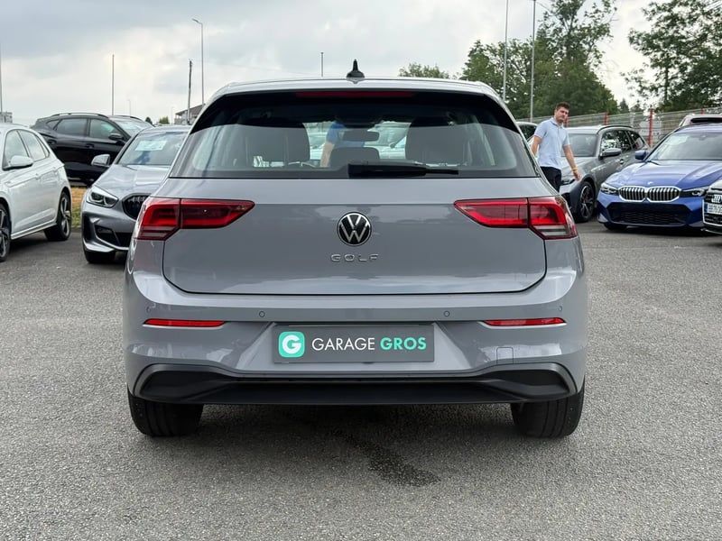 Photo de la voiture VOLKSWAGEN GOLF 1.5 TSI ACT OPF 130 BVM6 Life Business 1st