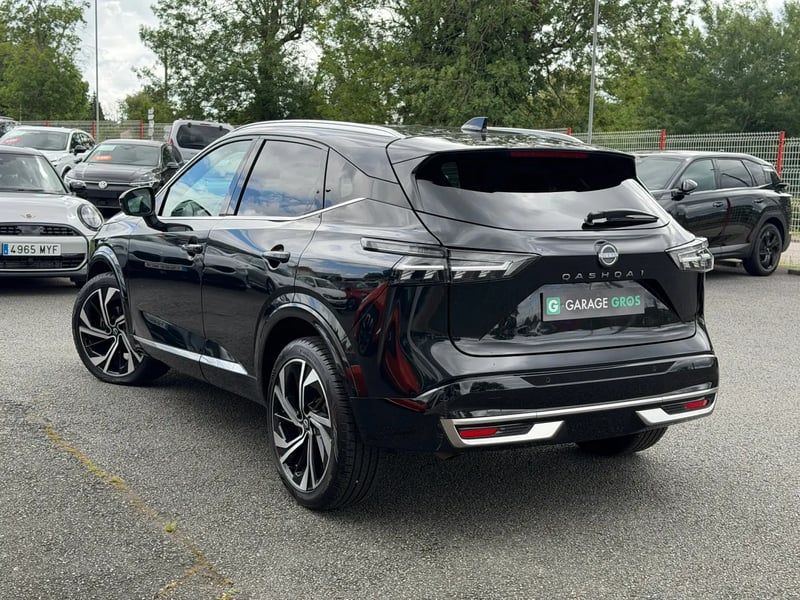 Photo de la voiture NISSAN QASHQAI Mild Hybrid 158 ch Xtronic Tekna+