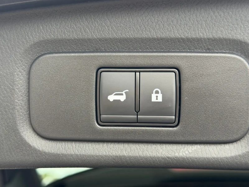 Photo de la voiture NISSAN QASHQAI Mild Hybrid 158 ch Xtronic Tekna+