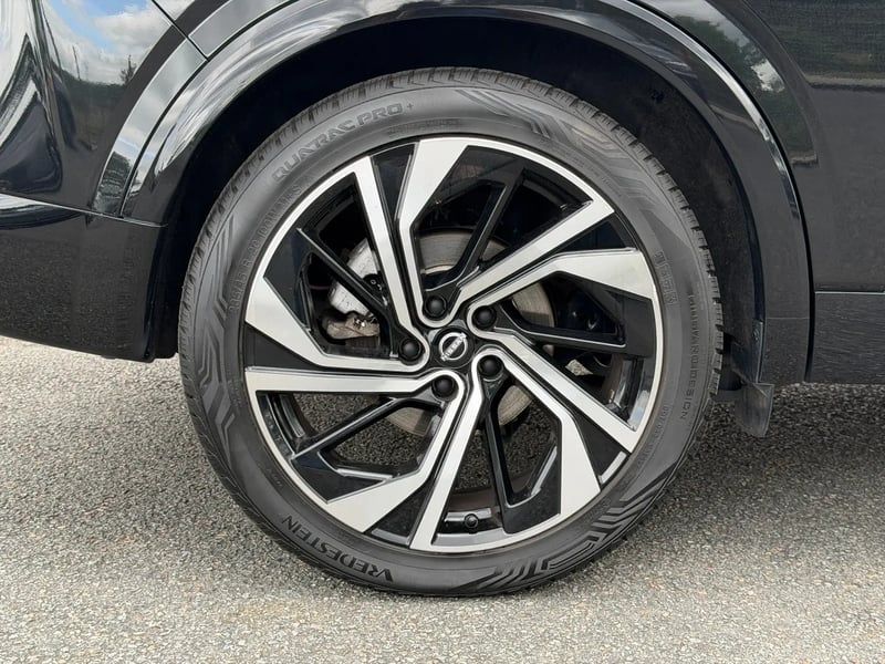 Photo de la voiture NISSAN QASHQAI Mild Hybrid 158 ch Xtronic Tekna+
