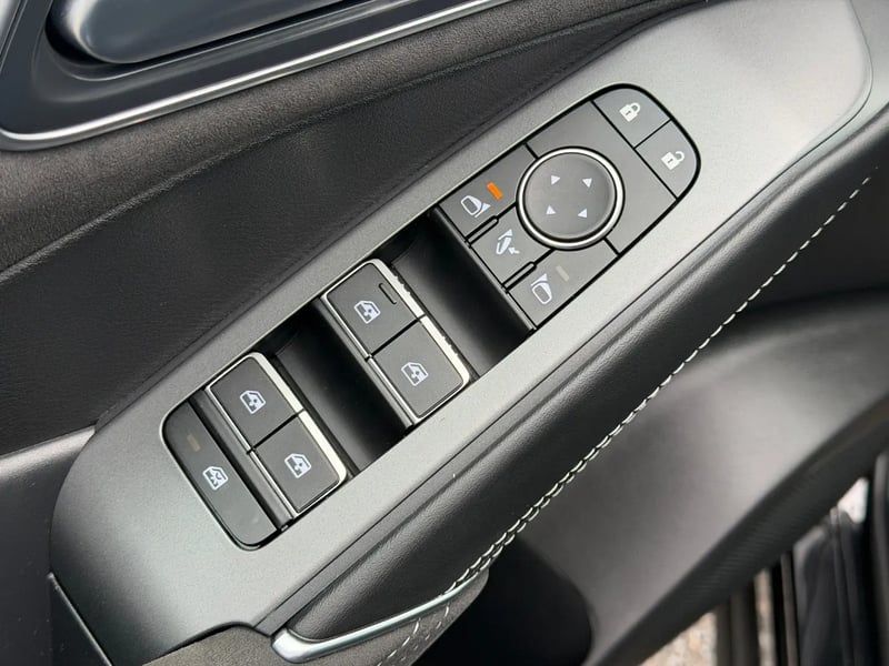 Photo de la voiture NISSAN QASHQAI Mild Hybrid 158 ch Xtronic Tekna+