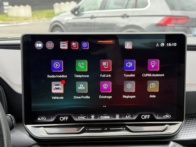 Photo de la voiture CUPRA FORMENTOR 1.5 eTSI Hybrid 150 ch DSG7 V