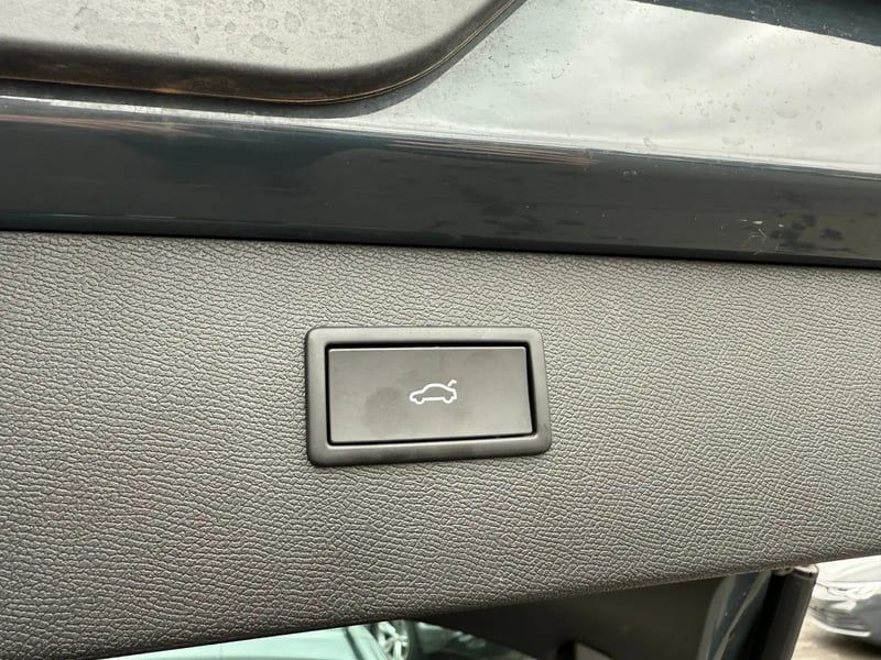 Photo de la voiture CUPRA FORMENTOR 1.5 eTSI Hybrid 150 ch DSG7 V