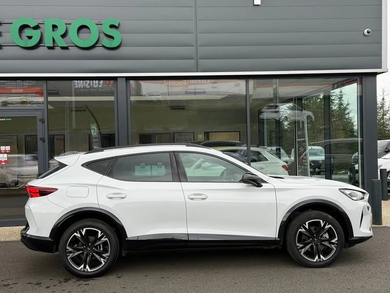 Photo de la voiture CUPRA FORMENTOR 1.5 eTSI Hybrid 150 ch DSG7 V