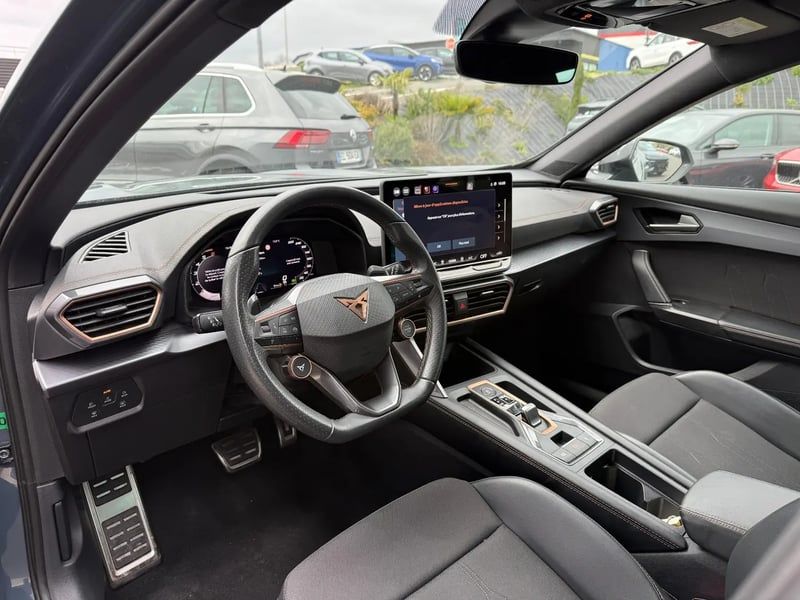 Photo de la voiture CUPRA FORMENTOR 1.5 eTSI Hybrid 150 ch DSG7 V