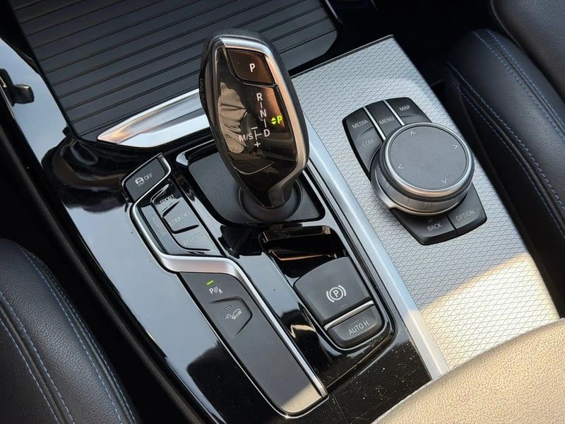 Photo de la voiture BMW X3 G01 xDrive20d 190ch BVA8 M Sport