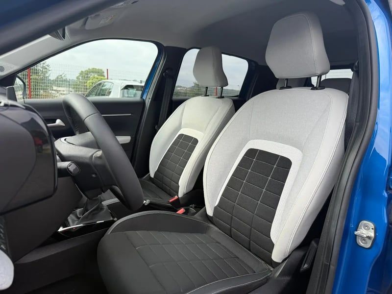 Photo de la voiture CITROEN C3 Turbo 100 ch Manuelle Max