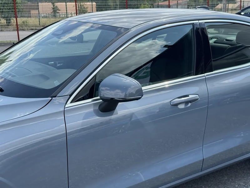 Photo de la voiture VOLVO S60 B4 MHEV 197 ch DCT7 Core+