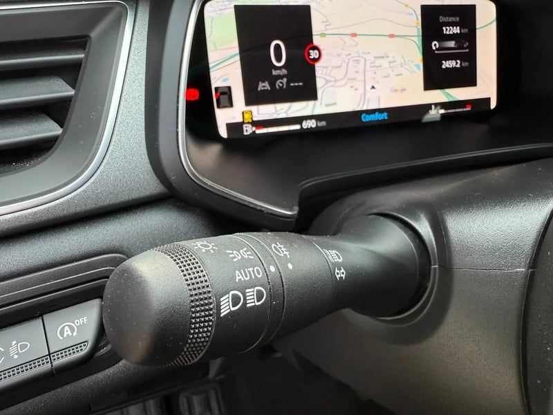 Photo de la voiture RENAULT CAPTUR Eco-G 100 ch Techno